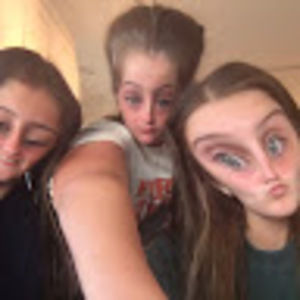 Meet your Posher, Teagan